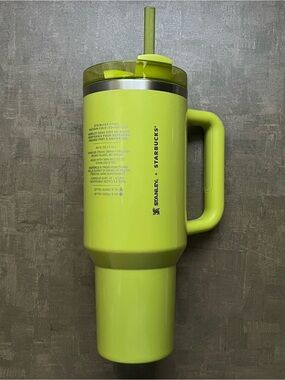 Stanley x Starbucks 2024 Summer Exclusive Lime Green 40oz Quencher